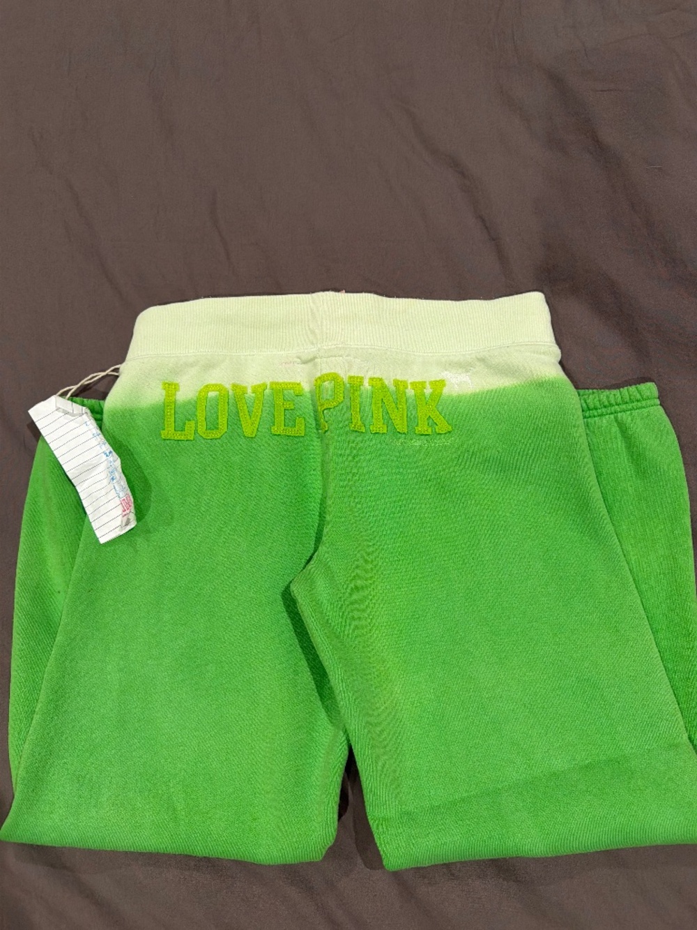 NWT PINK Victoria’s Secret Green Capri Fleece Sweatpants | Size M